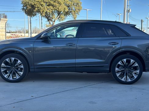 New 2026 Audi Q8 Premium Plus AWD/4WD image 4