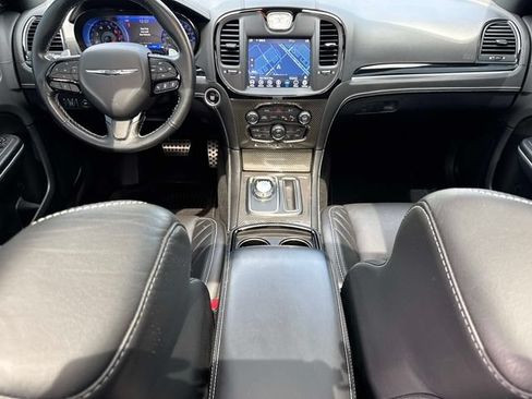 Used 2023 Chrysler 300 C RWD image 14