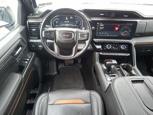 Used 2022 GMC Sierra 1500 AT4 w/ AT4 Premium Package image 11
