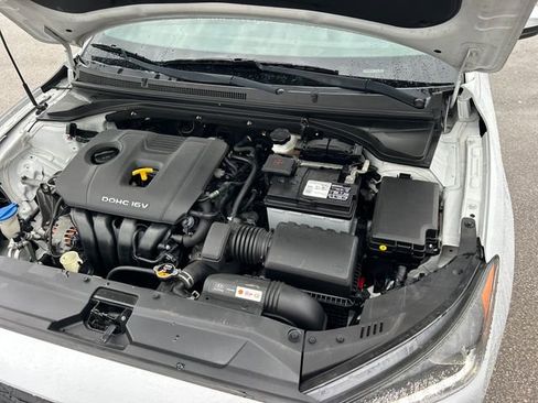 Used 2020 Hyundai Veloster 2.0 Premium image 34