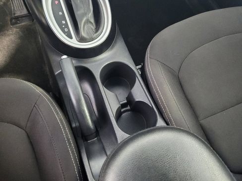 Used 2018 Kia Soul w/ Option Group 020 FWD image 26