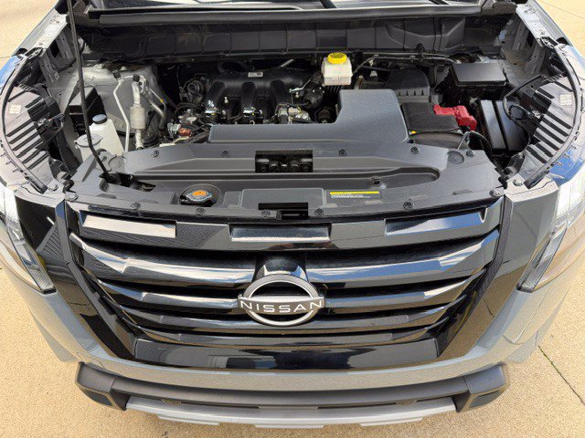 Certified 2025 Nissan Pathfinder Platinum AWD/4WD image 47