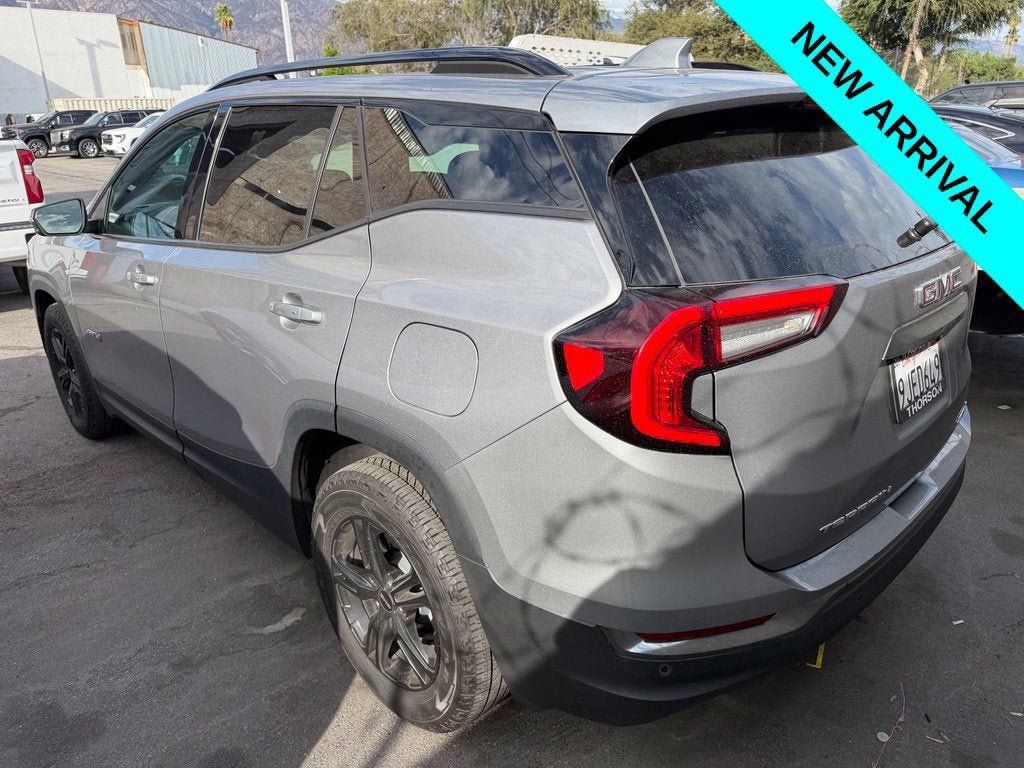 Used 2024 GMC Terrain AT4 w/ Tech Package AWD/4WD image 4