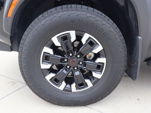 Used 2023 Nissan Frontier PRO-4X w/ Pro Convenience Package AWD/4WD image 28