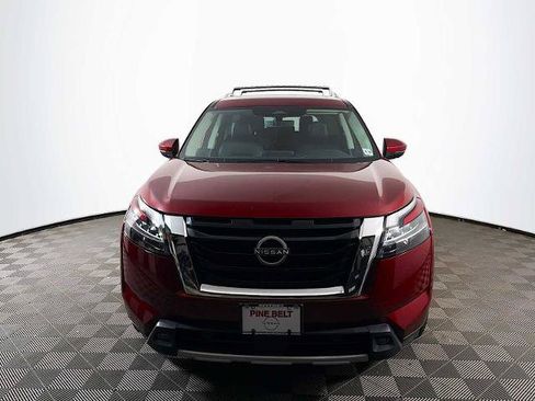 Certified 2023 Nissan Pathfinder SL AWD/4WD image 2