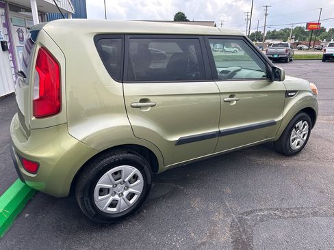 Used 2012 Kia Soul FWD image 7