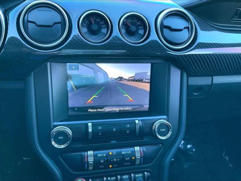 Used 2022 Ford Mustang Shelby GT500 w/ Carbon Fiber Track Pack image 26