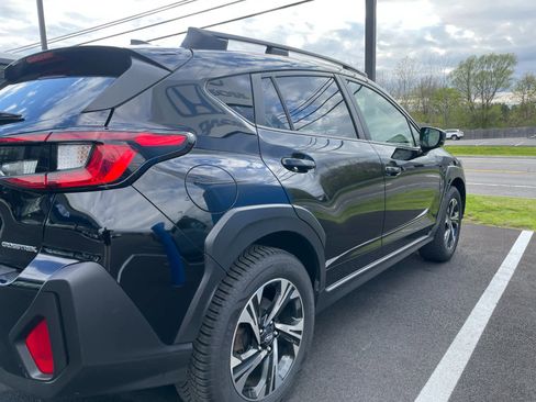 Used 2024 Subaru Crosstrek 2.0i Premium AWD/4WD image 5
