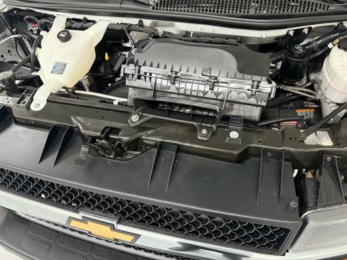 Used 2021 Chevrolet Express 2500 w/ Driver Convenience Package image 41