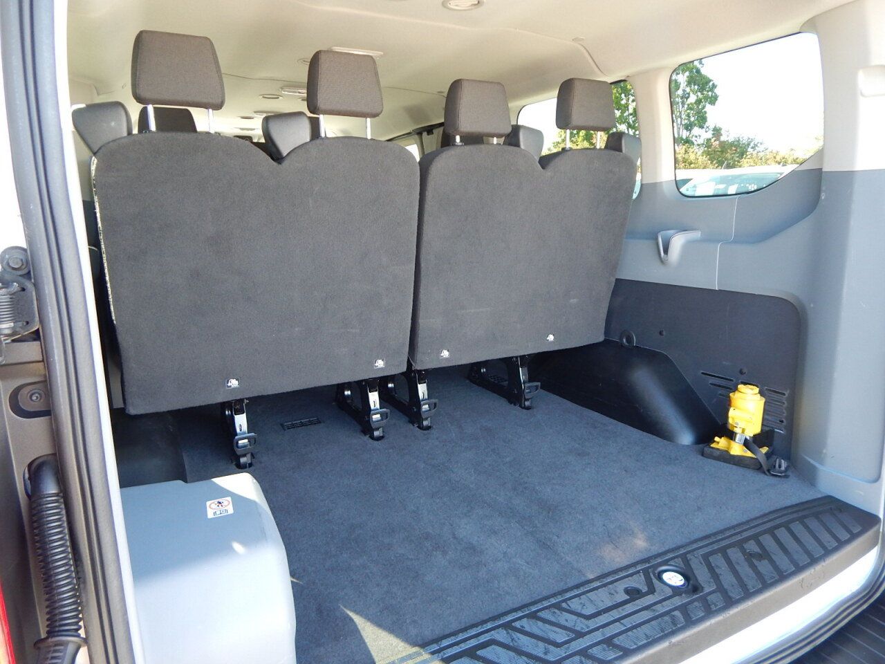 Used 2018 Ford Transit 350 XL RWD image 15