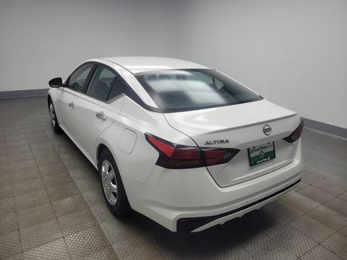 Used 2023 Nissan Altima 2.5 S FWD image 4