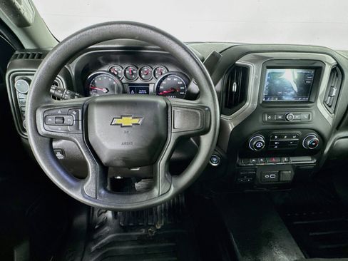 Used 2023 Chevrolet Silverado 1500 W/T w/ Trailering Package AWD/4WD image 10