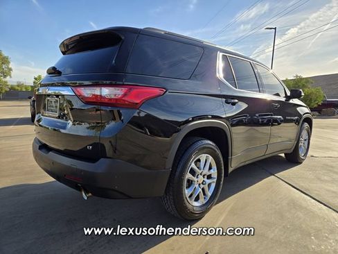 Used 2020 Chevrolet Traverse LT FWD image 6
