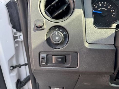 Used 2014 Ford F150 XL w/ Trailer Tow Package image 10