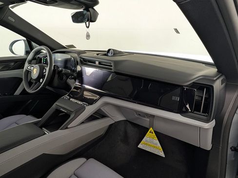 New 2026 Porsche Cayenne Electric AWD/4WD image 20