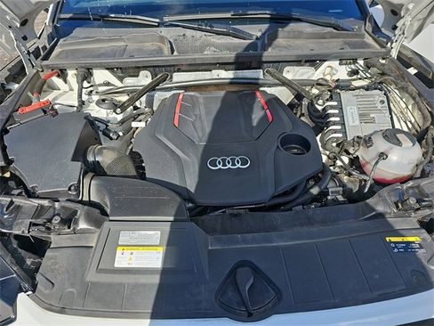 Used 2023 Audi SQ5 Premium Plus w/ Premium Plus Package image 31