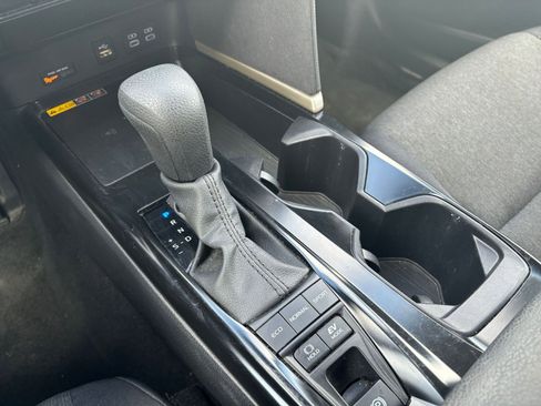 Used 2025 Toyota Camry LE image 40