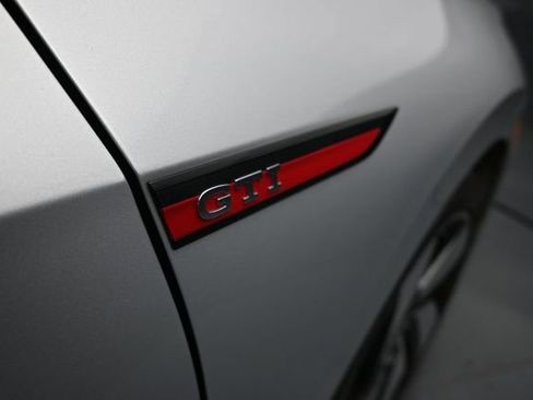 Used 2023 Volkswagen GTI SE FWD image 17