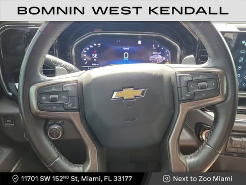 Used 2022 Chevrolet Silverado 1500 High Country w/ High Country Premium Package image 17