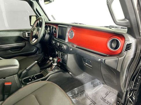 Used 2023 Jeep Gladiator Rubicon w/ LED Lighting Group AWD/4WD image 32