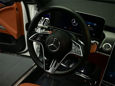 Used 2022 Mercedes-Benz S 500 4MATIC image 8