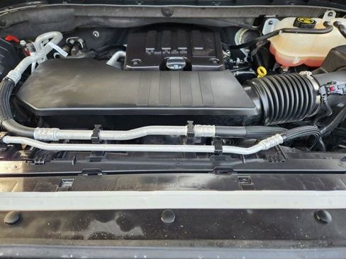 Used 2023 Chevrolet Silverado 1500 LT image 31