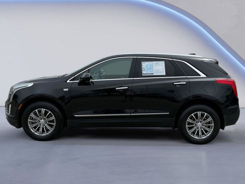Used 2017 Cadillac XT5 Luxury w/ Driver Awareness Package AWD/4WD image 12