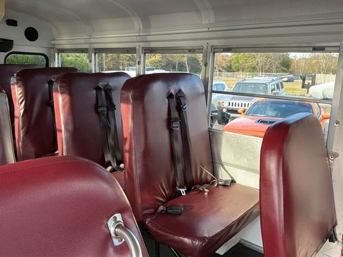 Used 2004 Chevrolet Express 3500 w/ School Bus Package image 12