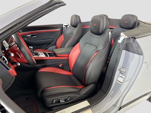 Used 2023 Bentley Continental GT S image 14
