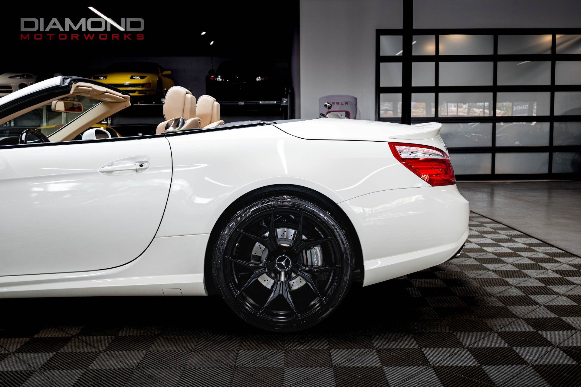 Used 2014 Mercedes-Benz SL 550 image 15
