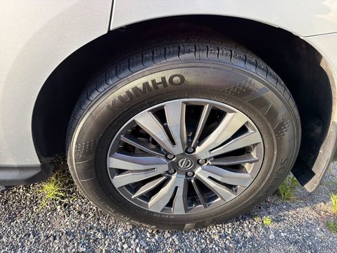 Used 2020 Nissan Pathfinder SL AWD/4WD image 15