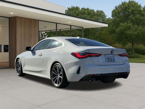 Used 2025 BMW 430i Coupe w/ Premium Package image 11