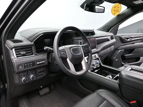 Used 2024 GMC Yukon XL Denali w/ Max Trailering Package image 18