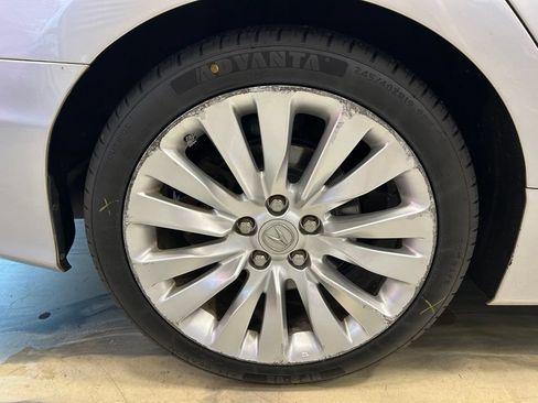 Used 2014 Acura RLX w/ Technology Package FWD image 19