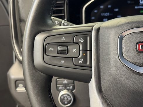 Used 2024 GMC Sierra 1500 Elevation image 32