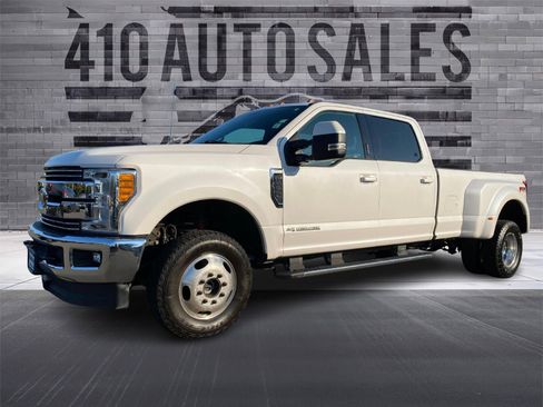 Used 2017 Ford F350 Lariat w/ FX4 Off-Road Package image 6