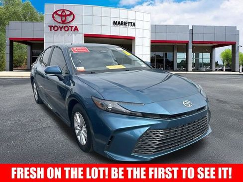 Certified 2025 Toyota Camry LE w/ Convenience Package image 1