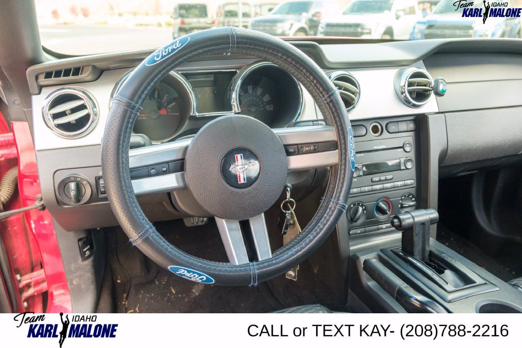 Used 2005 Ford Mustang Premium RWD image 13