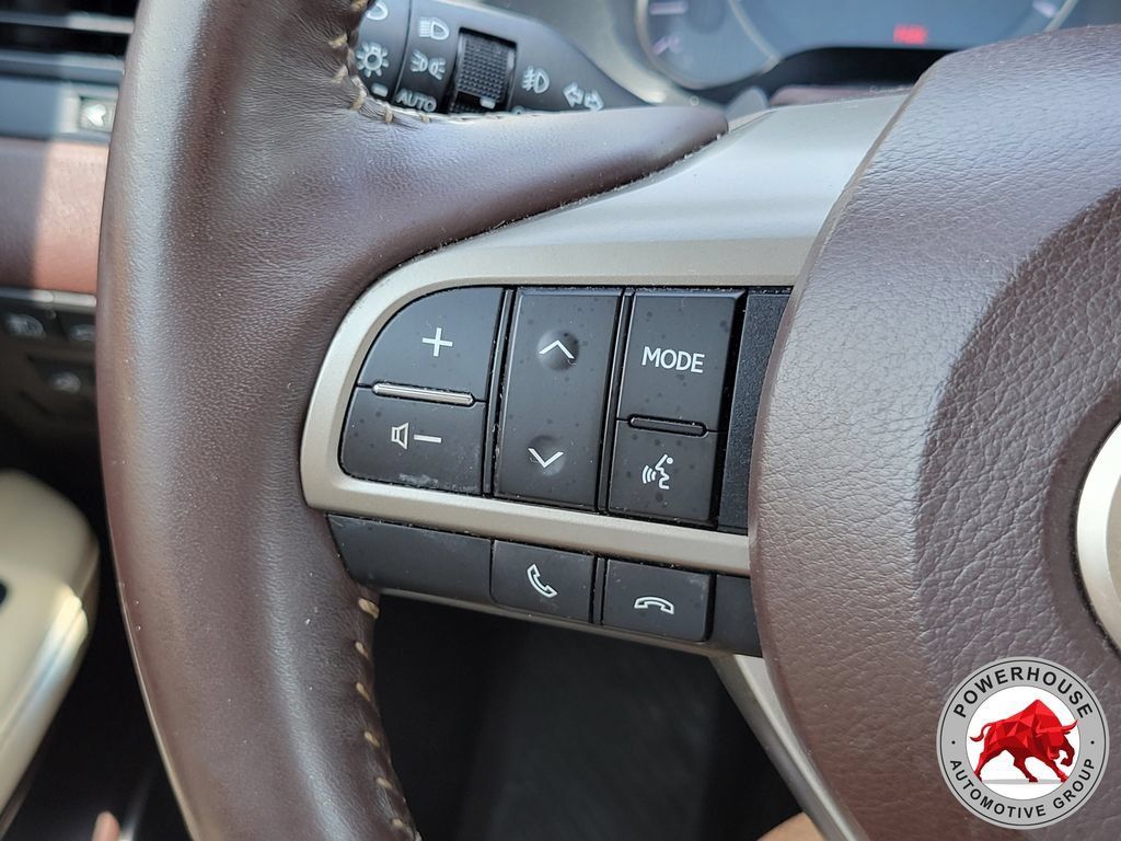 Used 2017 Lexus RX 350 FWD w/ Premium Package image 30