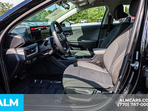 Used 2025 Kia K4 FWD image 18