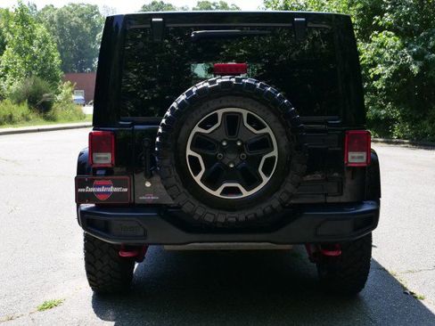 Used 2017 Jeep Wrangler Unlimited Rubicon AWD/4WD image 11