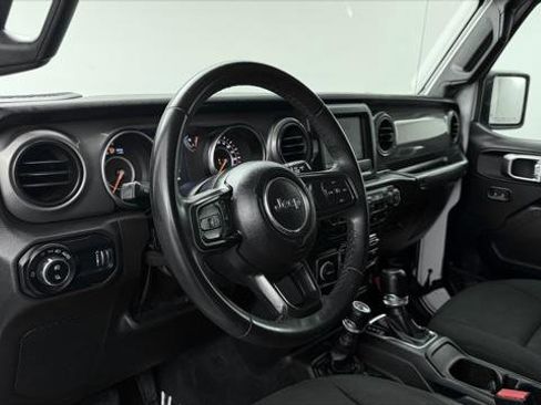 Used 2023 Jeep Gladiator Sport image 24