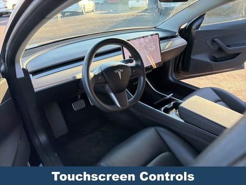Used 2018 Tesla Model 3 Long Range image 4