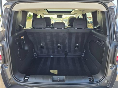 Used 2023 Jeep Renegade Latitude w/ Sun/Sound Group AWD/4WD image 35
