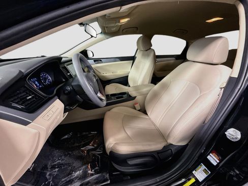 Used 2019 Hyundai Sonata SE FWD image 21