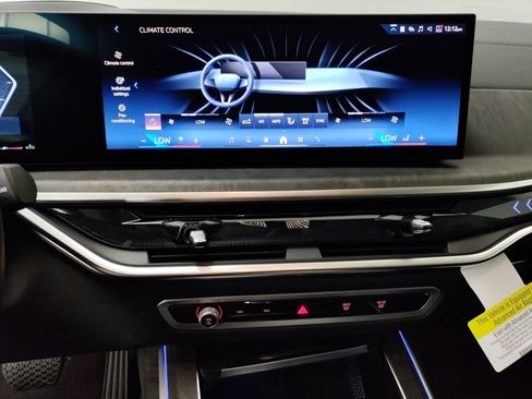 New 2026 BMW X7 xDrive40i image 19