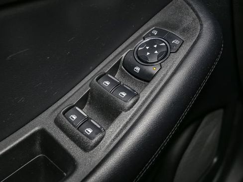 Used 2023 Ford Edge SE w/ Black Appearance Package AWD/4WD image 32