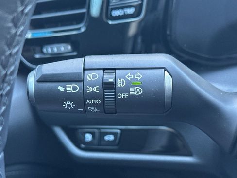 Used 2025 Lexus NX 350h AWD w/ Premium Package image 32