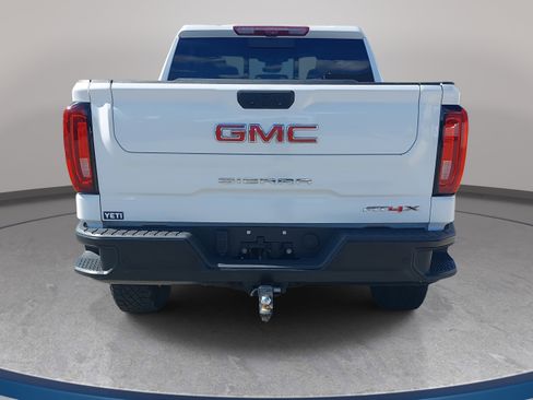 Used 2024 GMC Sierra 1500 AT4X image 6