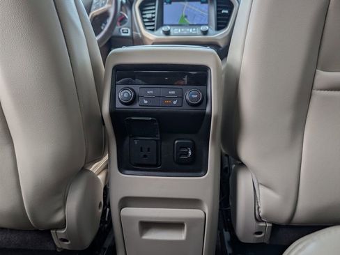 Used 2017 GMC Acadia Denali w/ Technology Package AWD/4WD image 18